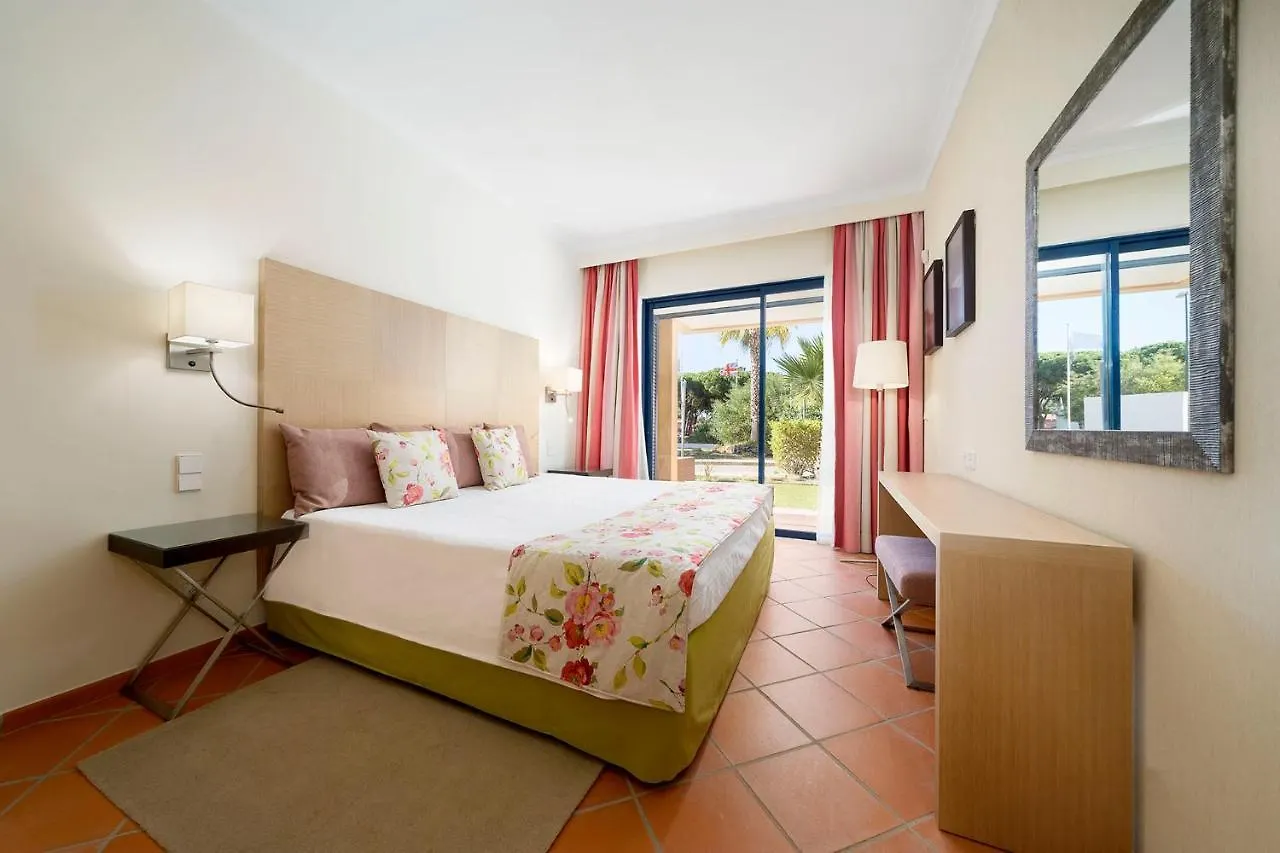 Al - Apartamentos Vila Sol F5 Bloco 3 Quarteira Apartment